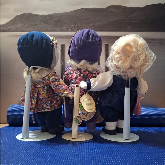 Precious Moments Collectible Dolls Set - Picture 4 of 4